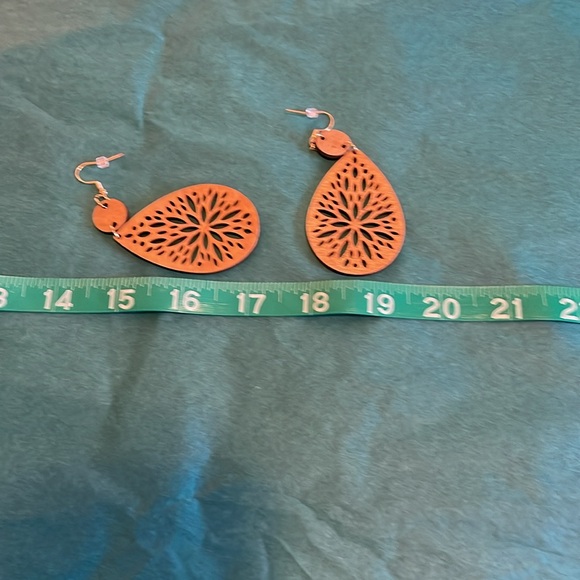 Gold Earring Set of 6 mixed material set. Receive all six pair in purchase. - Picture 3 of 7